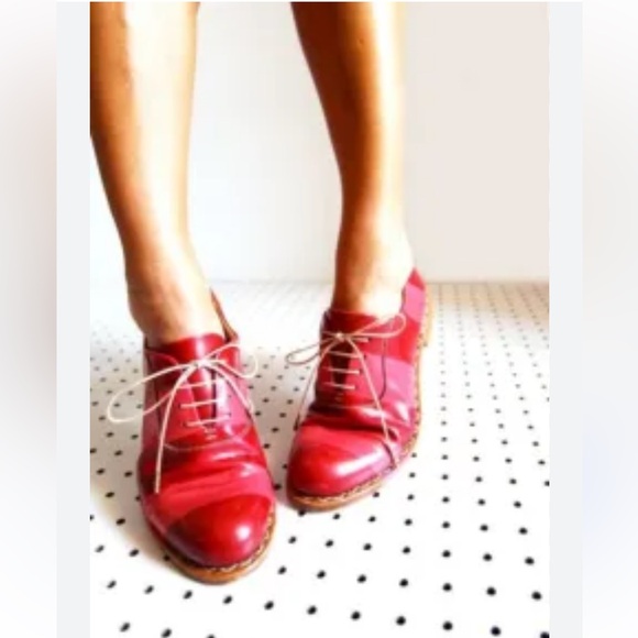 The Office of Angela Scott - Mr. Smith Garnet Striped Shoes Oxfords 42 - Picture 2 of 9